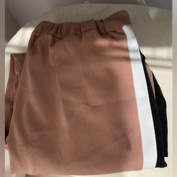 Work pants with side stripe from Dynamite. - Picture 2 of 2